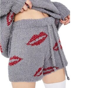 POL Lounge Shorts Gray Red Lips Fuzzy Plush Drawstring Womens Size M‎